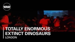 Totally Enormous Extinct Dinosaurs