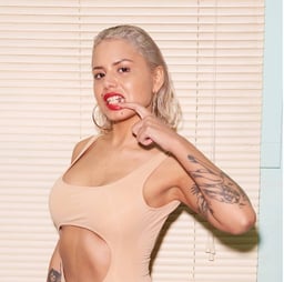 Ms Nina