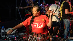 DJ Bonekinha Iraquiana