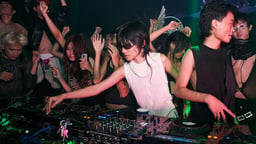 Van Anh