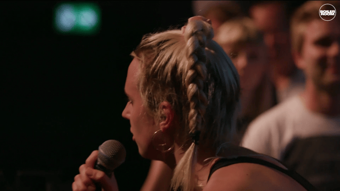 Photo of set BR x Nike: Mø.