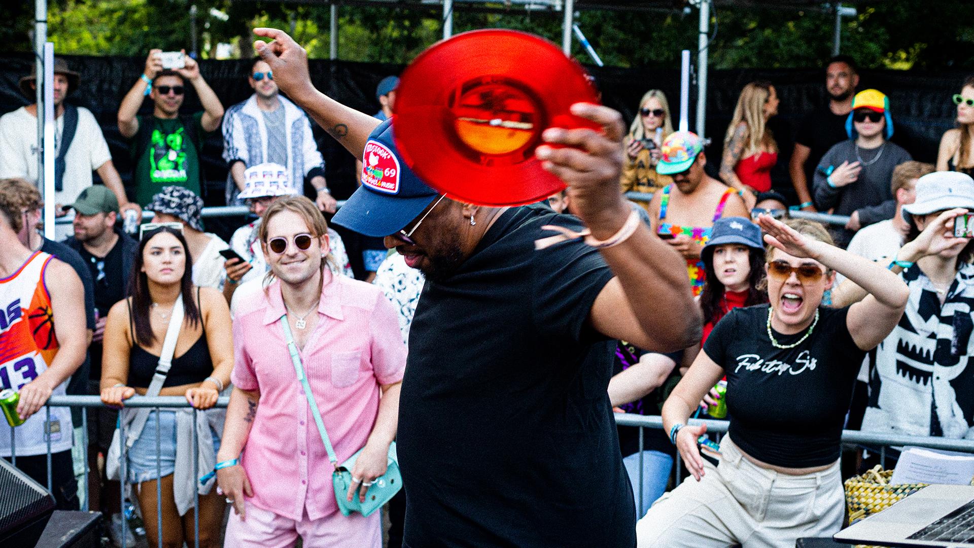 Photo of set DJ Marky.