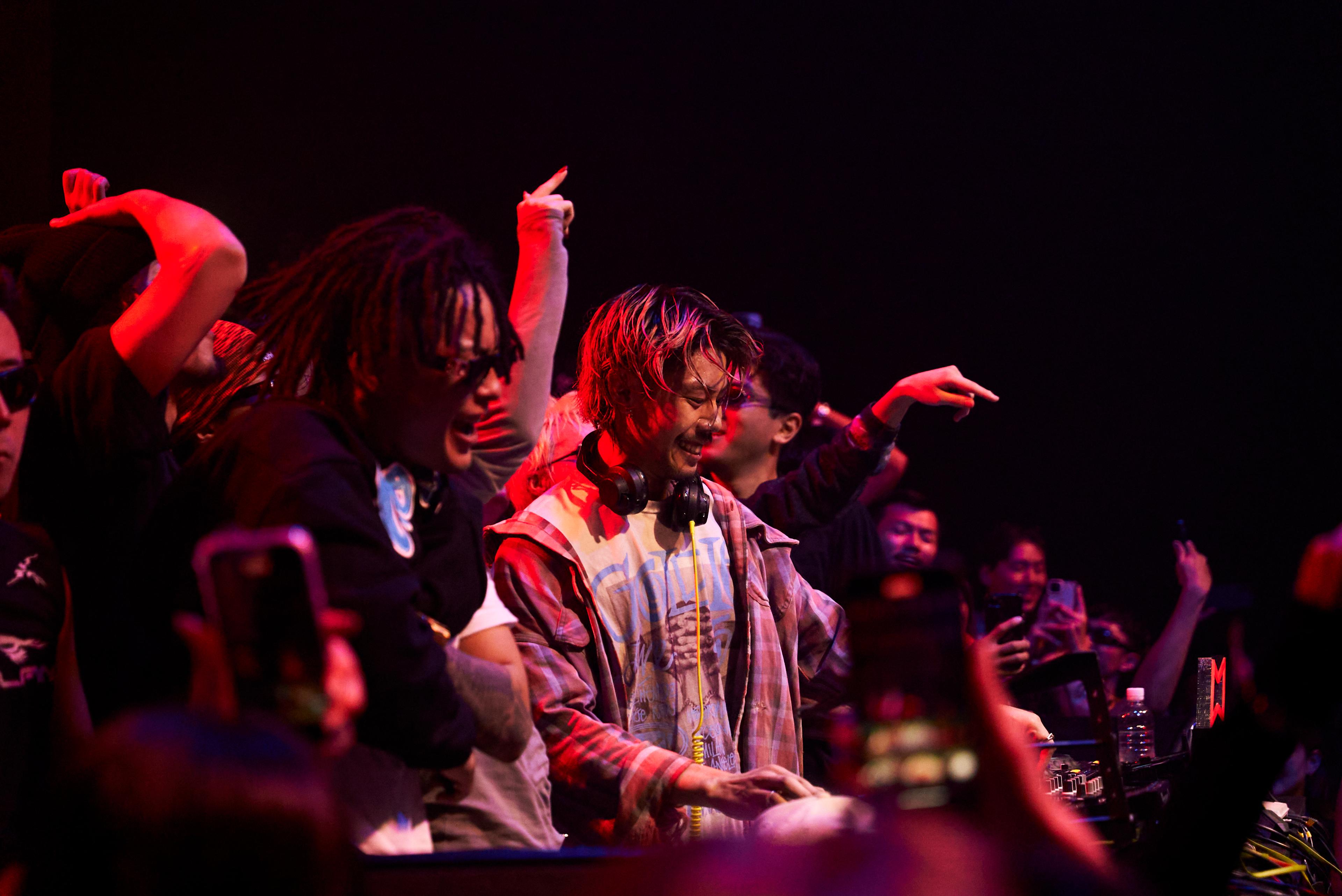 Photo of set ryota.