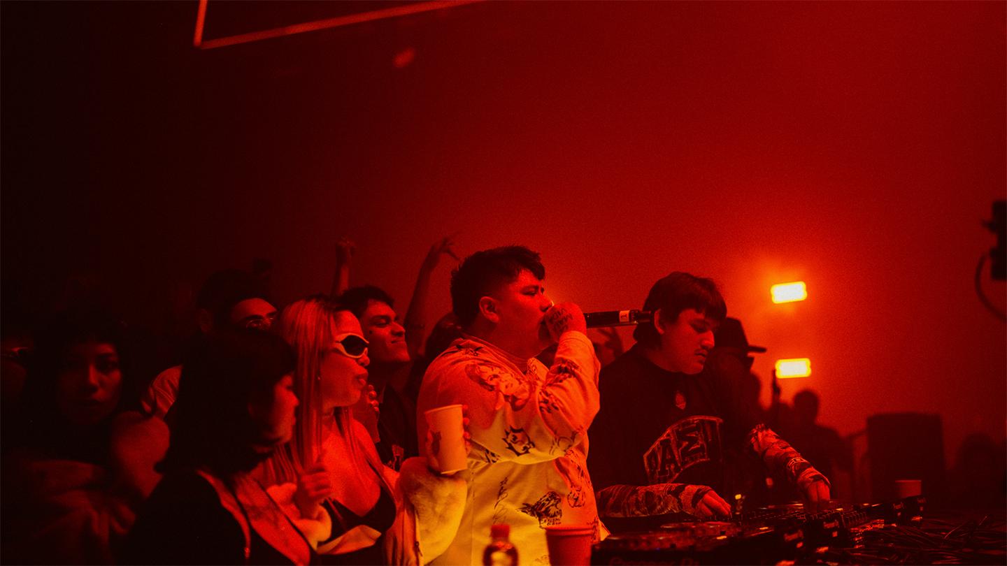 Photo of set Yeyo (Live).