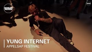 Flyer for event Yung Internet.