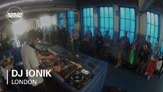 Photo of set DJ Ionik.