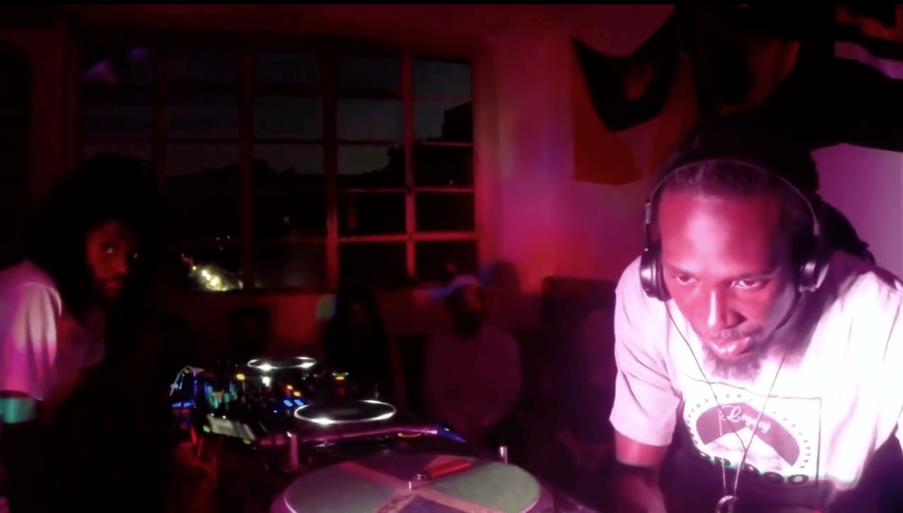 Photo of set RP Boo.