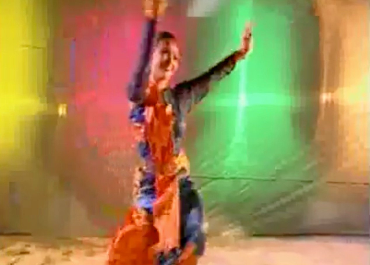 Photo of set Barakatak: 'Maju Maju Maju'.