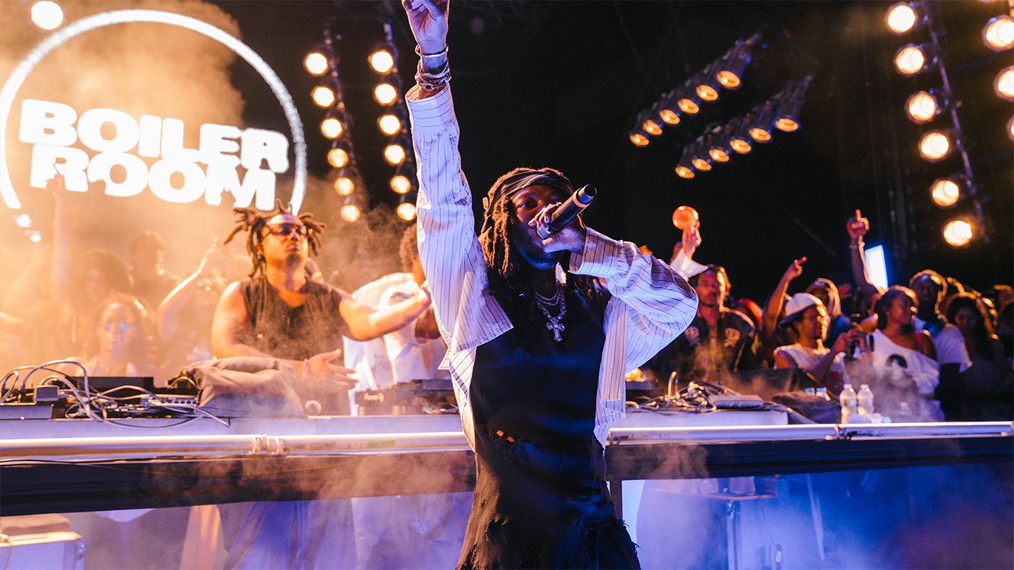 Photo of set JID.