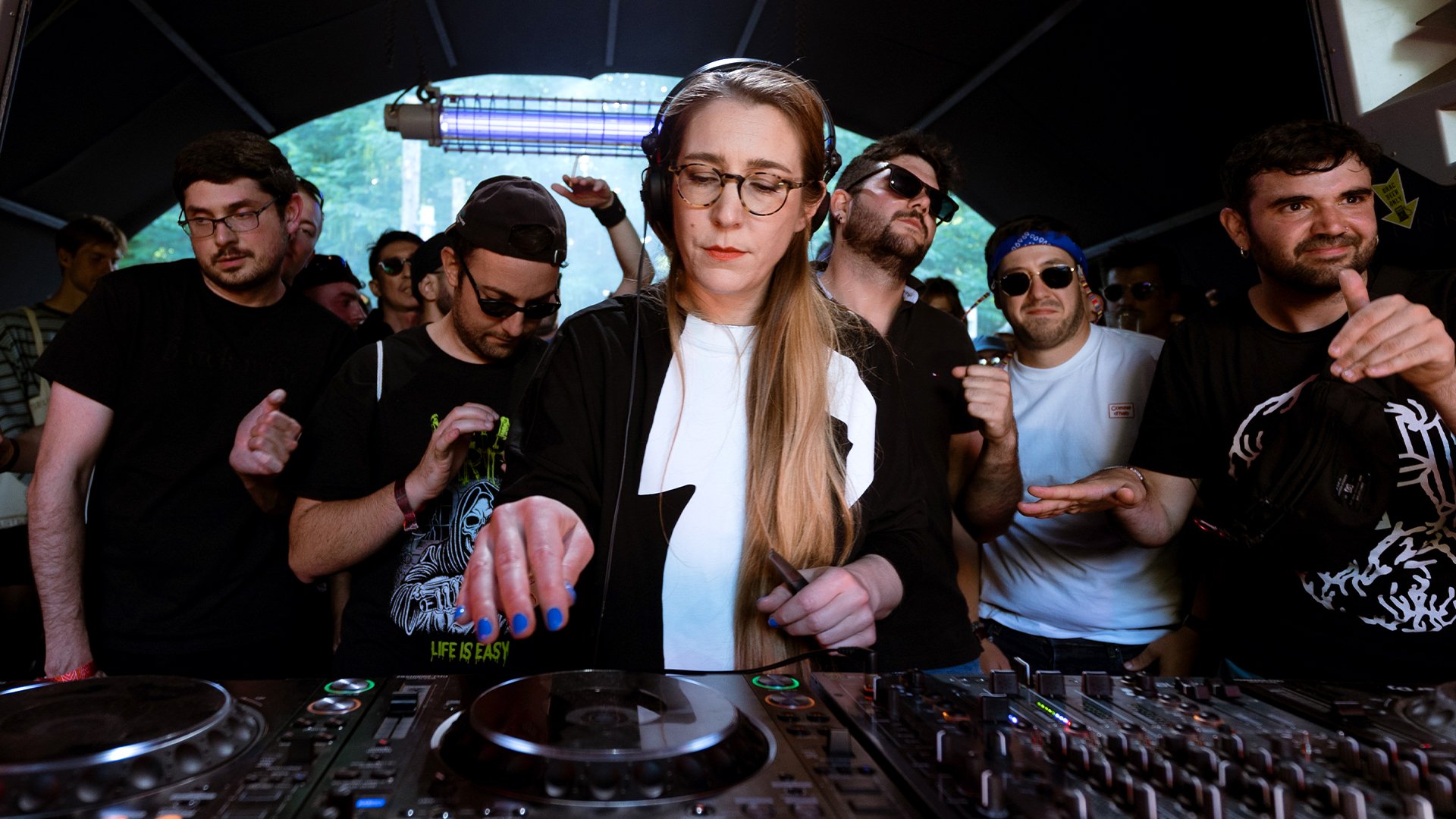 Flyer for event Lena Willikens.