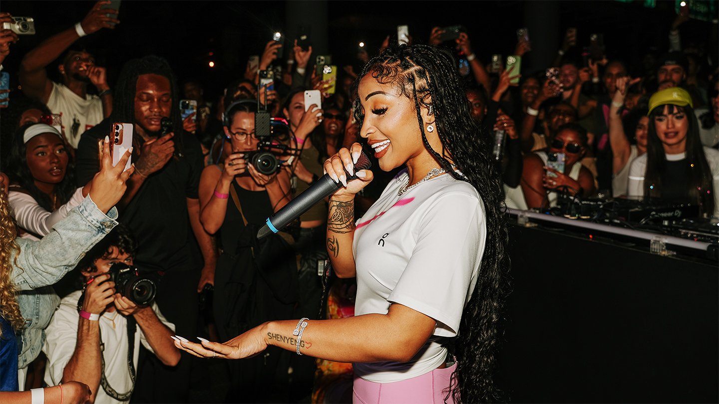 Photo of set Shenseea.