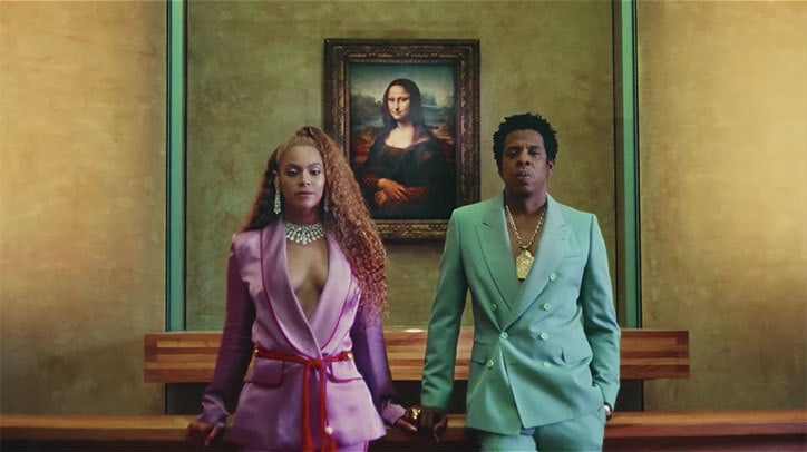 Photo of set THE CARTERS: APESHIT.