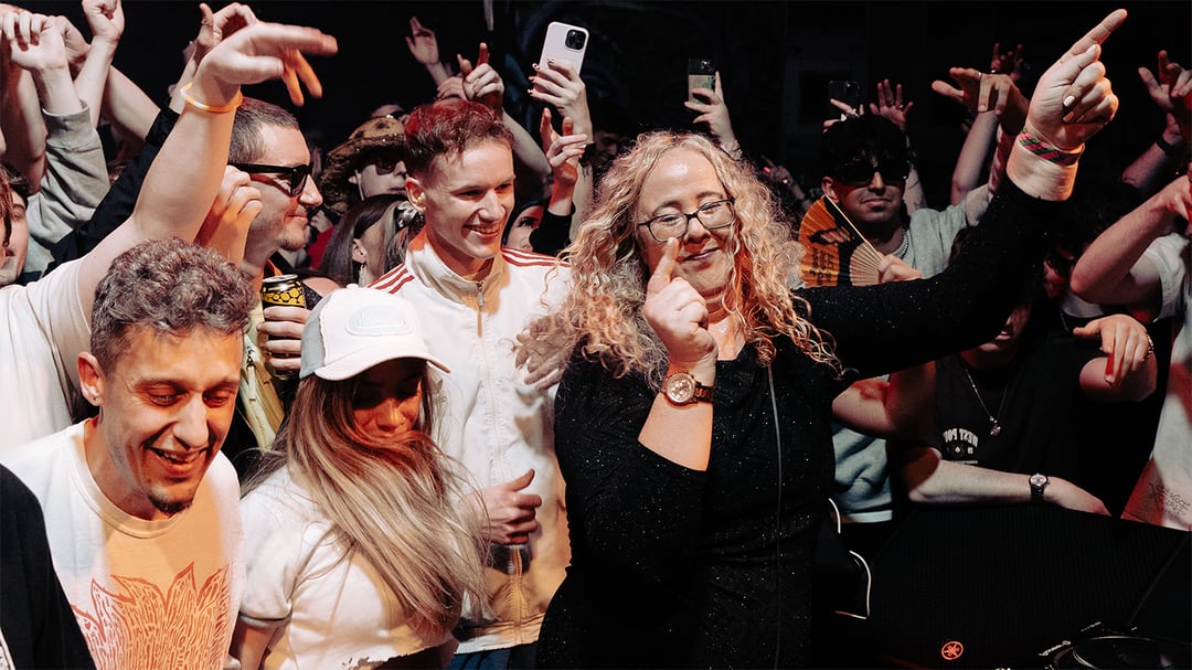 Photo of set Big Ang.