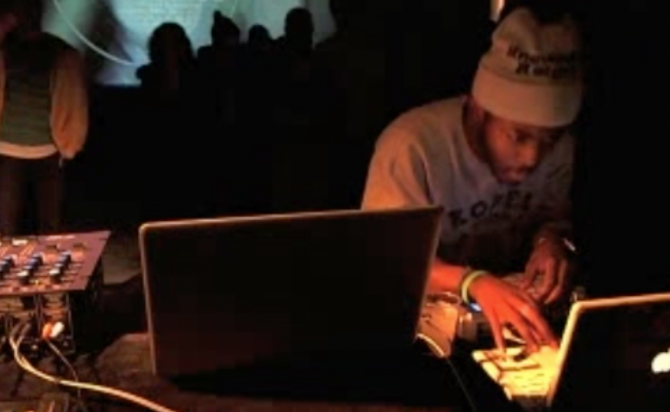 Photo of set Knxwledge.