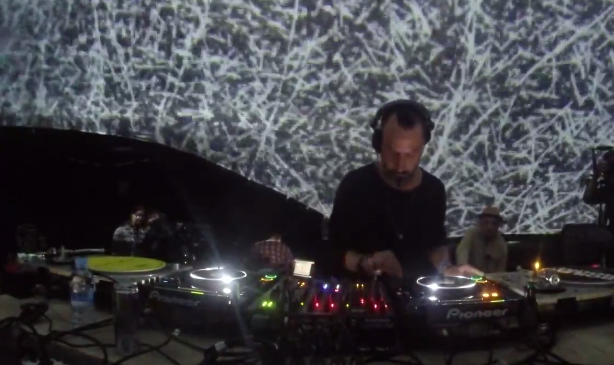 Photo of set DJ Fra.