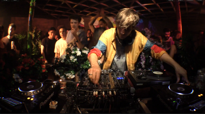 Photo of set Christian S.