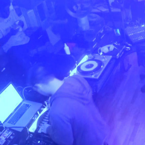 Photo of set Swarvy.