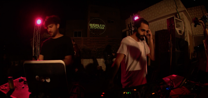 Photo of set $$$TAG$$$ b2b 1127.