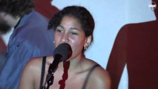 Photo of set Charlotte Dos Santos (Mutual Intentions).