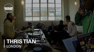 Photo of set Thris Tian.