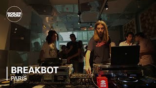 Photo of set Breakbot.