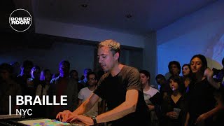 Photo of set Braille.