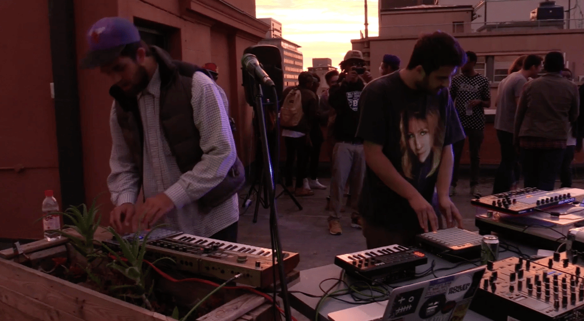 Photo of set Christian Tiger School.