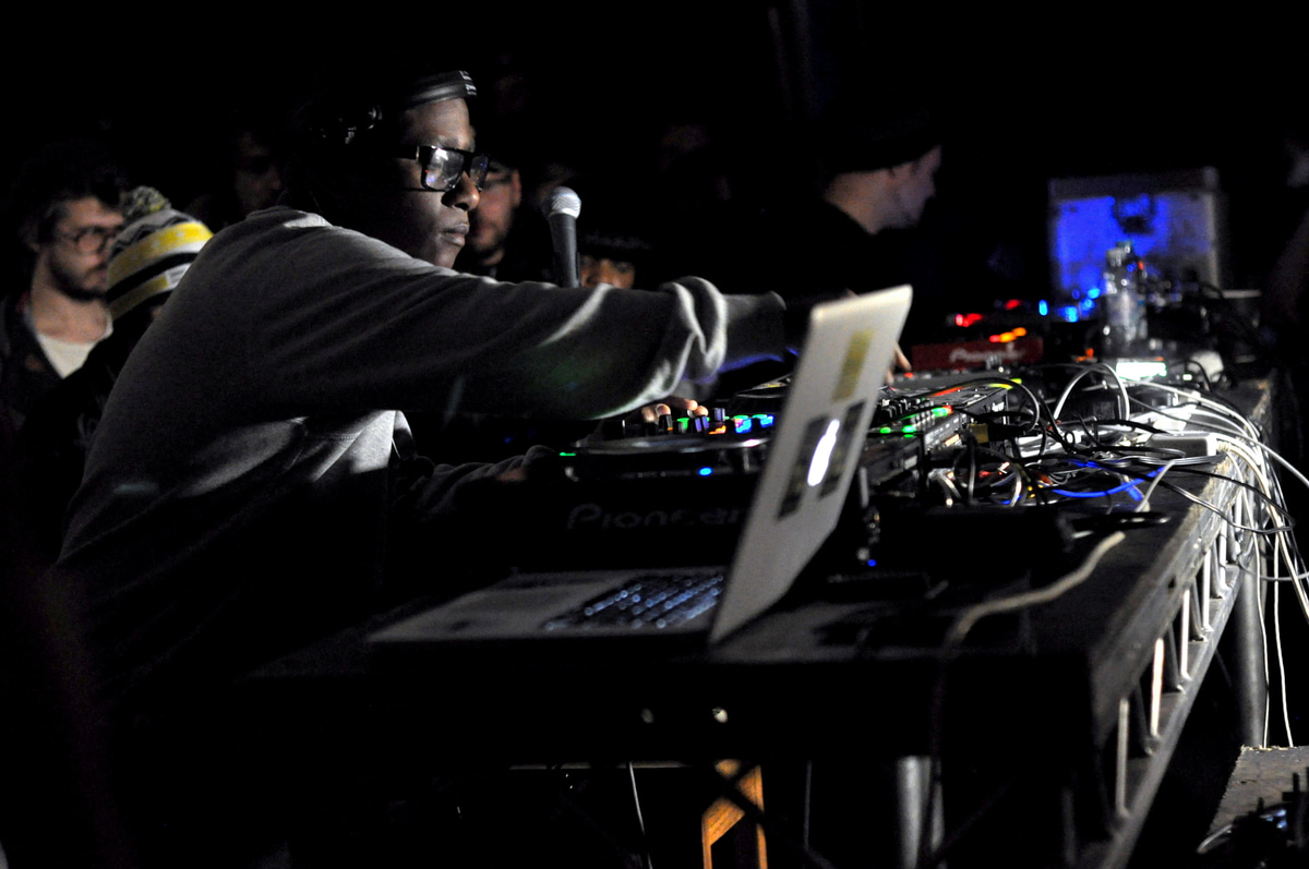 Photo of set Scratcha DVA ft. A.L & Eyedub.