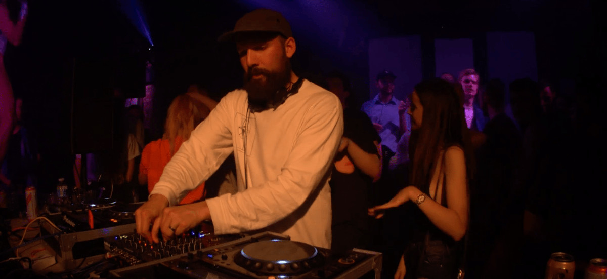 Photo of set Honey Soundsystem.