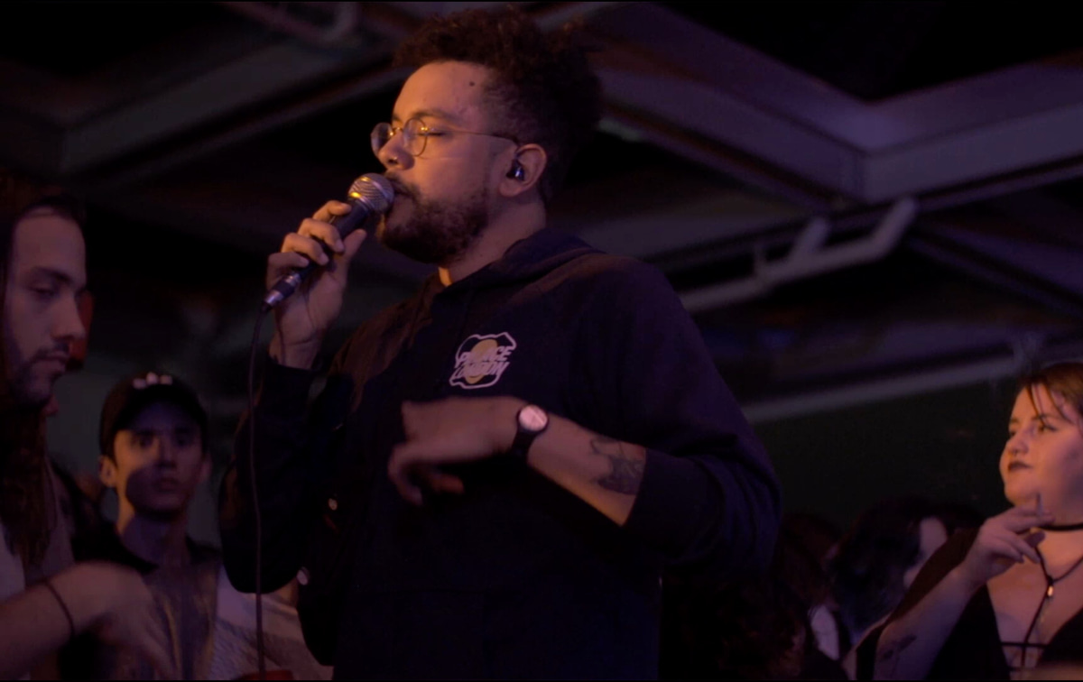 Photo of set Jesse Baez.