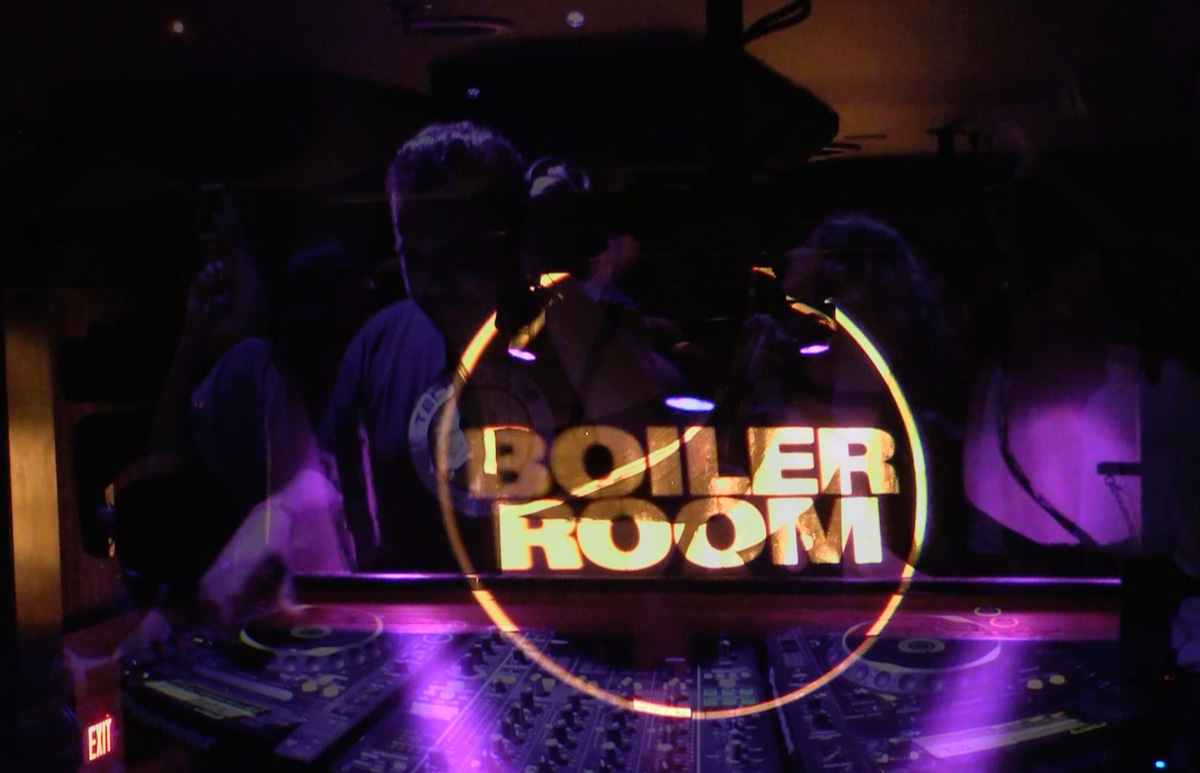 Photo of set DJ Otto.