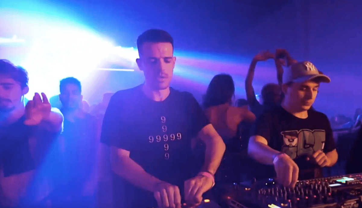 Photo of set 999999999.