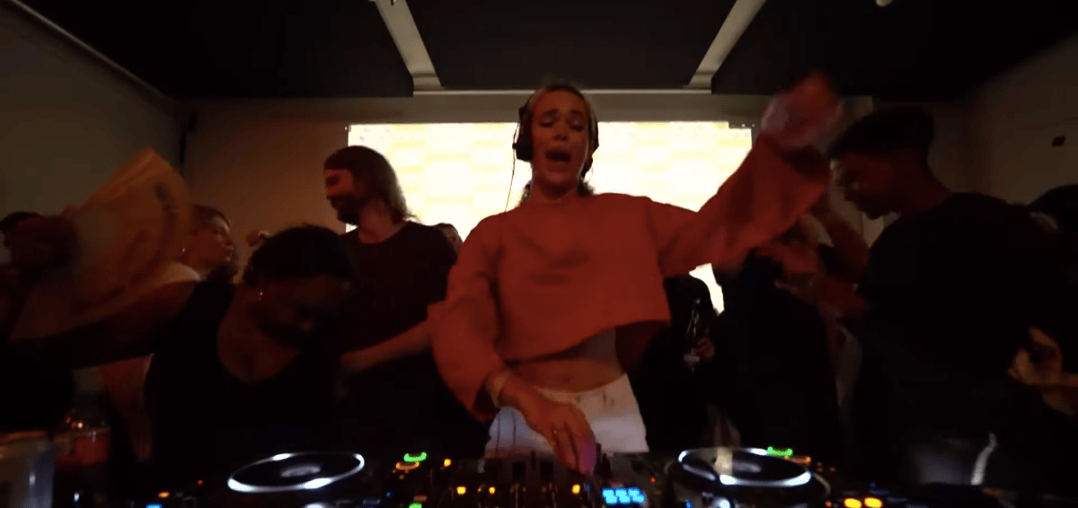 Photo of set Emerald.