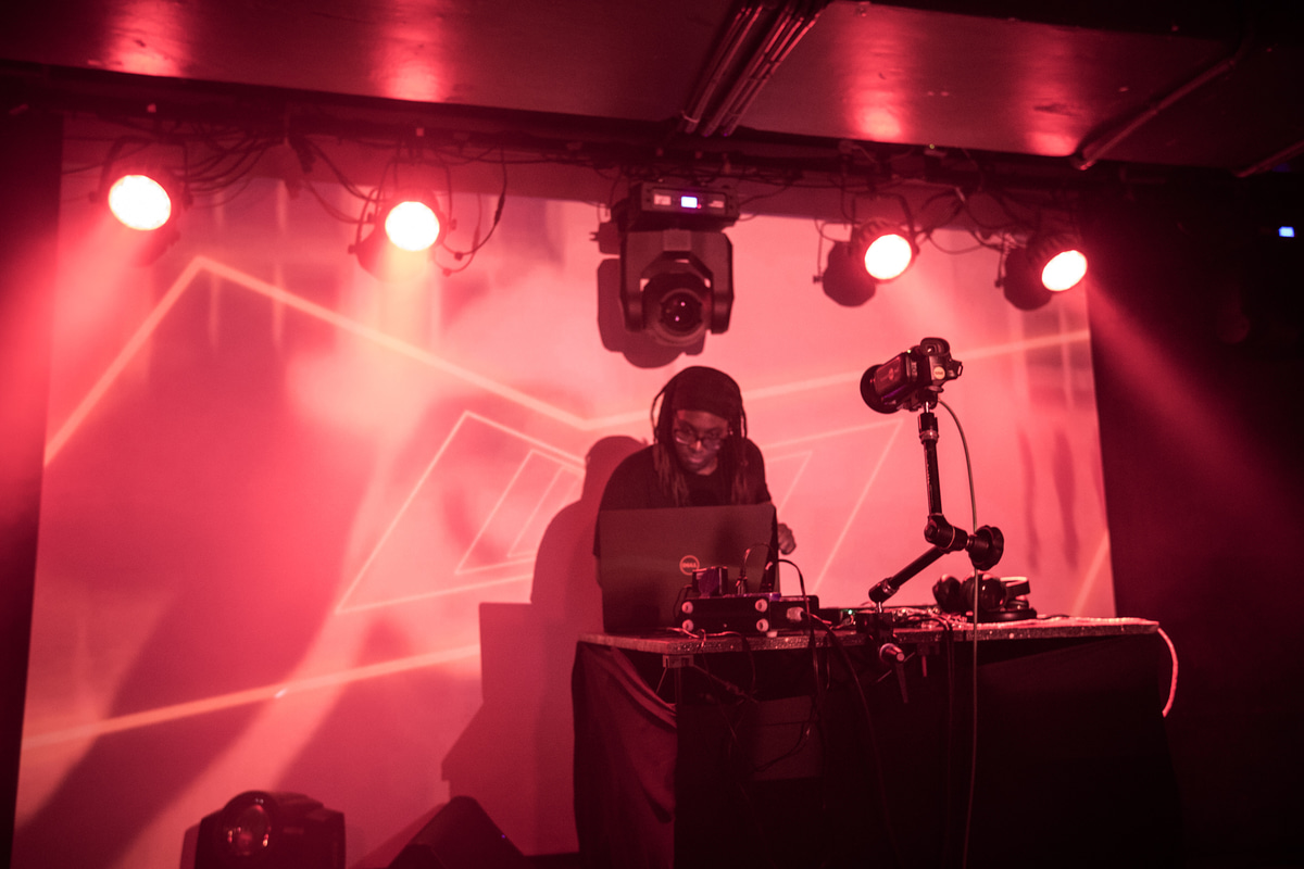 Photo of set Jlin & Avril Stormy Unger.