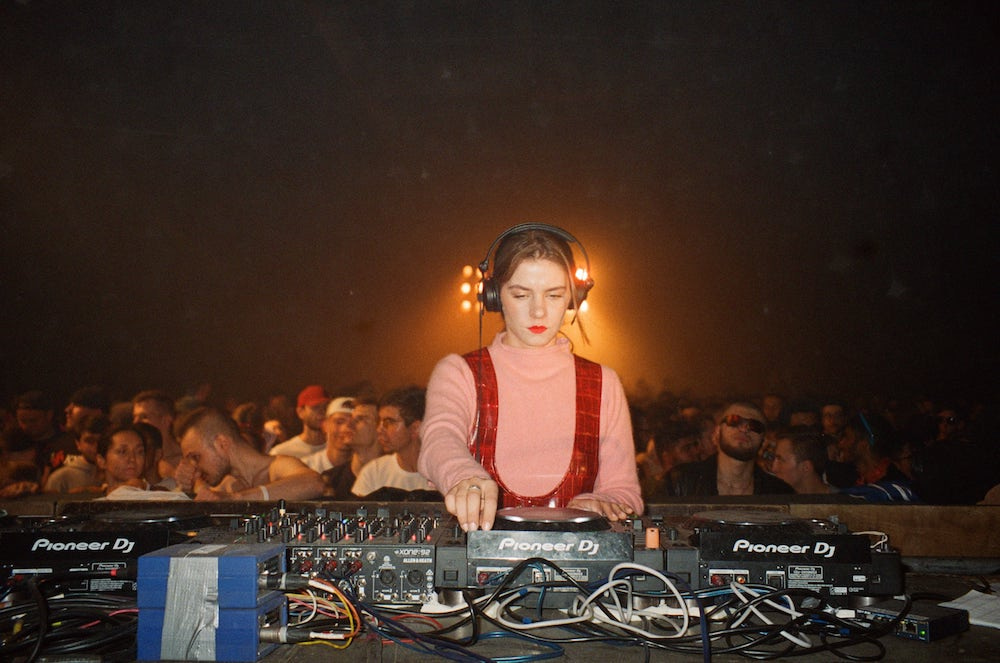 Photo of set Nastya Muravyova.