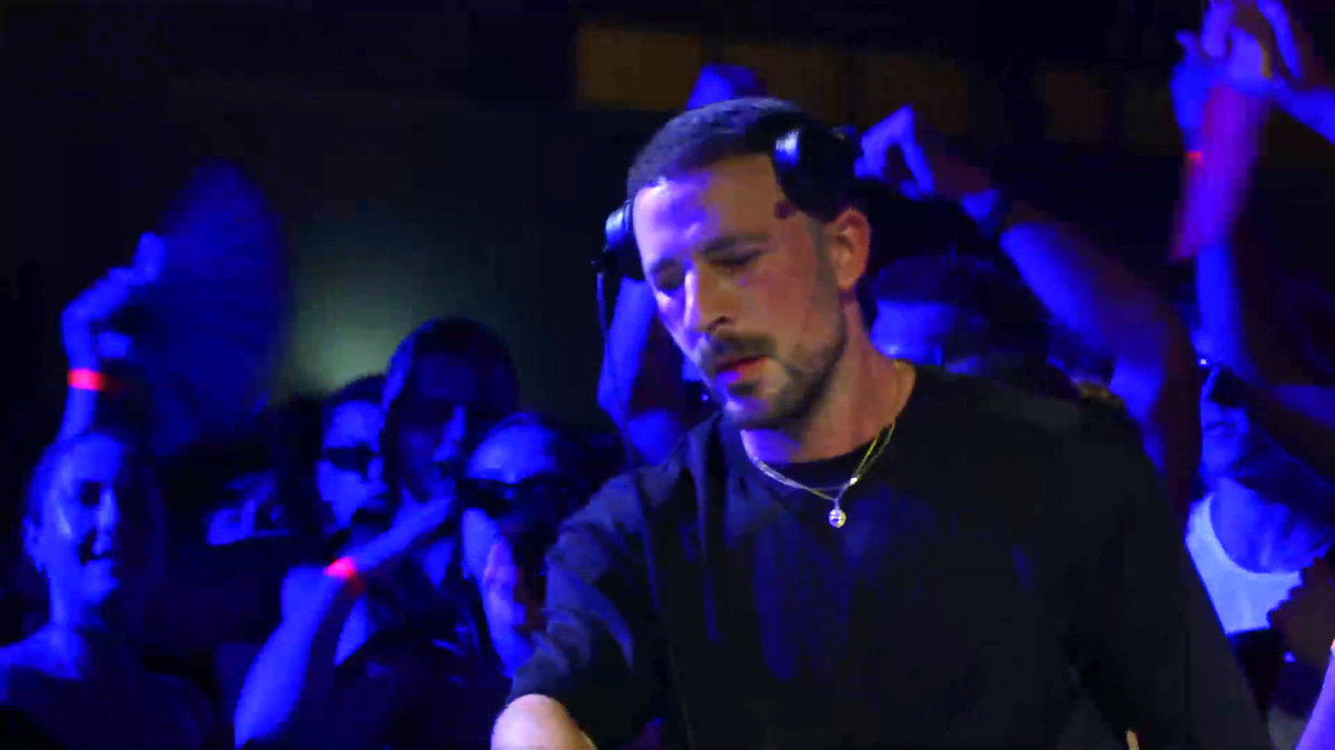 Photo of set Shlømo.