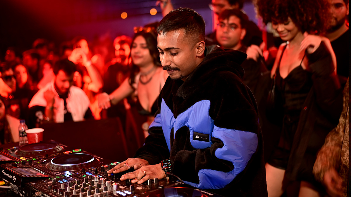 Photo of set SickFlip.