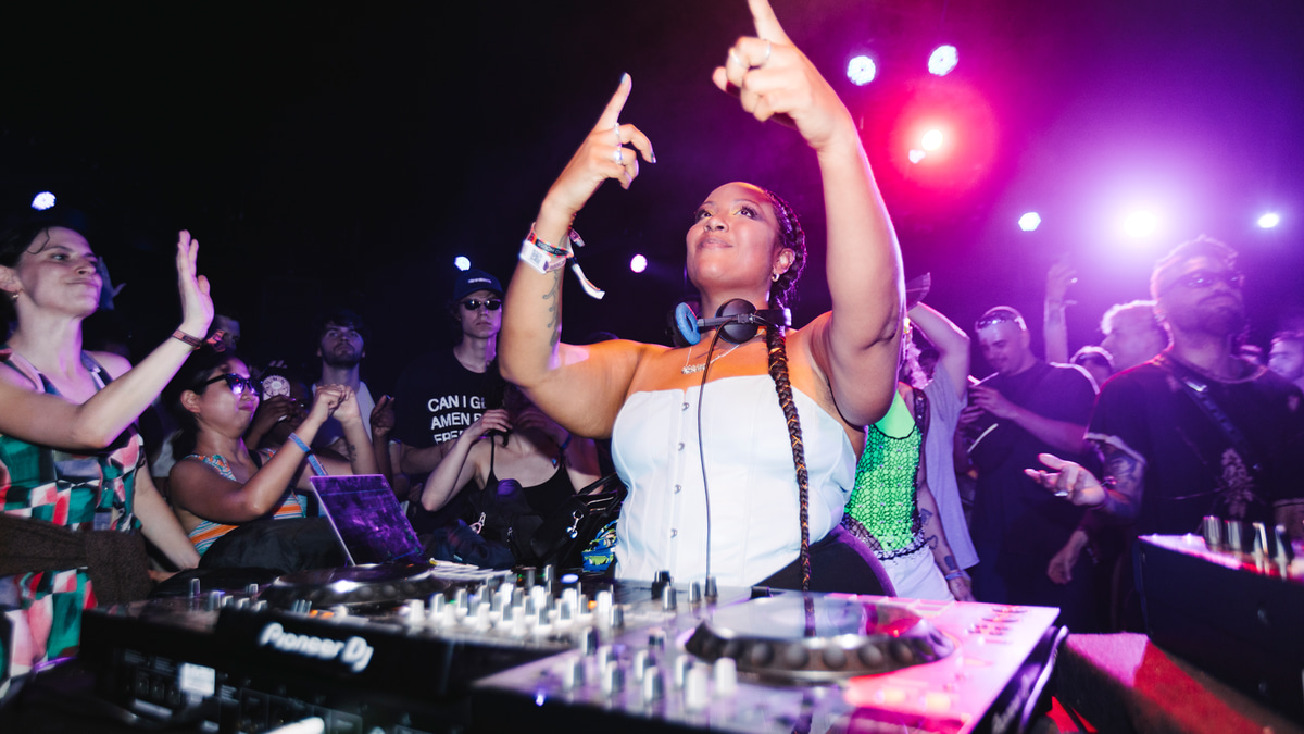 Photo of set Softchaos.