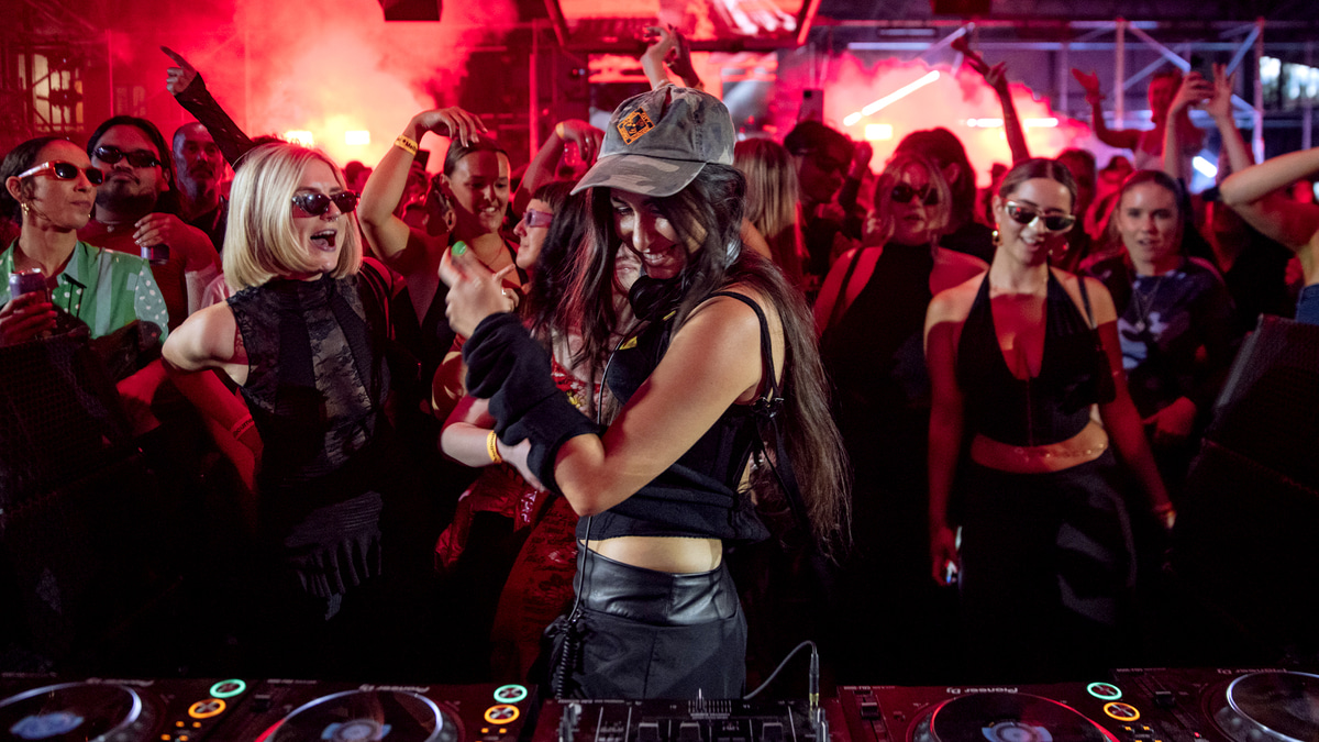 Photo of set Surusinghe.