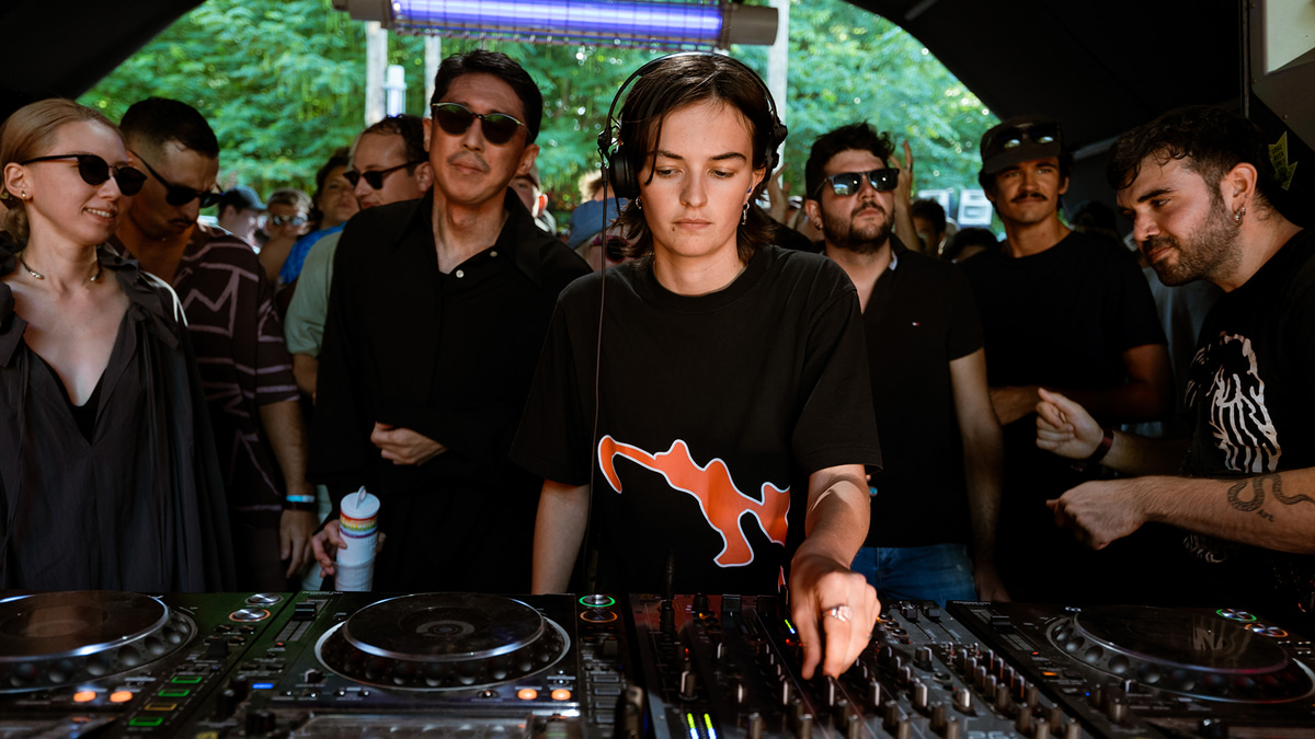 Photo of set upsammy.