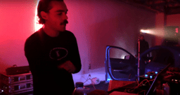 OOBE feat. السوق