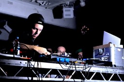 DJ Shadow