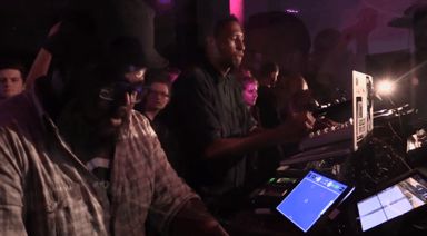 Photo of set Aybee & Afrikan Sciences.