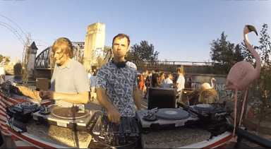 Photo of set Peak & Swift.