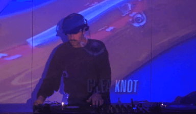 Photo of set Bahamian Moor.