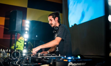 Photo of set Arnaldo.