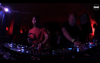 Photo of set Customer (Alan Fitzpatrick + Reset Robot).