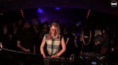 Photo of set Daniela La Luz.