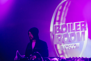 Photo of set Clams Casino.