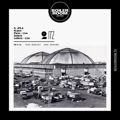 Photo of set fr. JPLA.